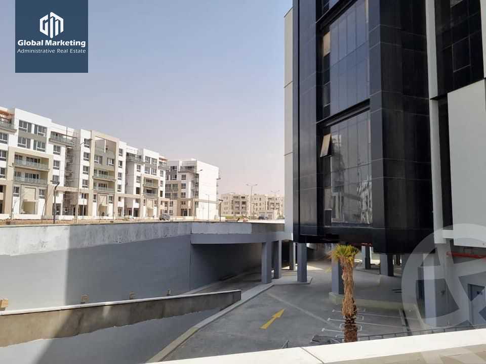 https://aqarmap.com.eg/en/listing/4075023-for-rent-cairo-new-cairo-compounds-hyde-park