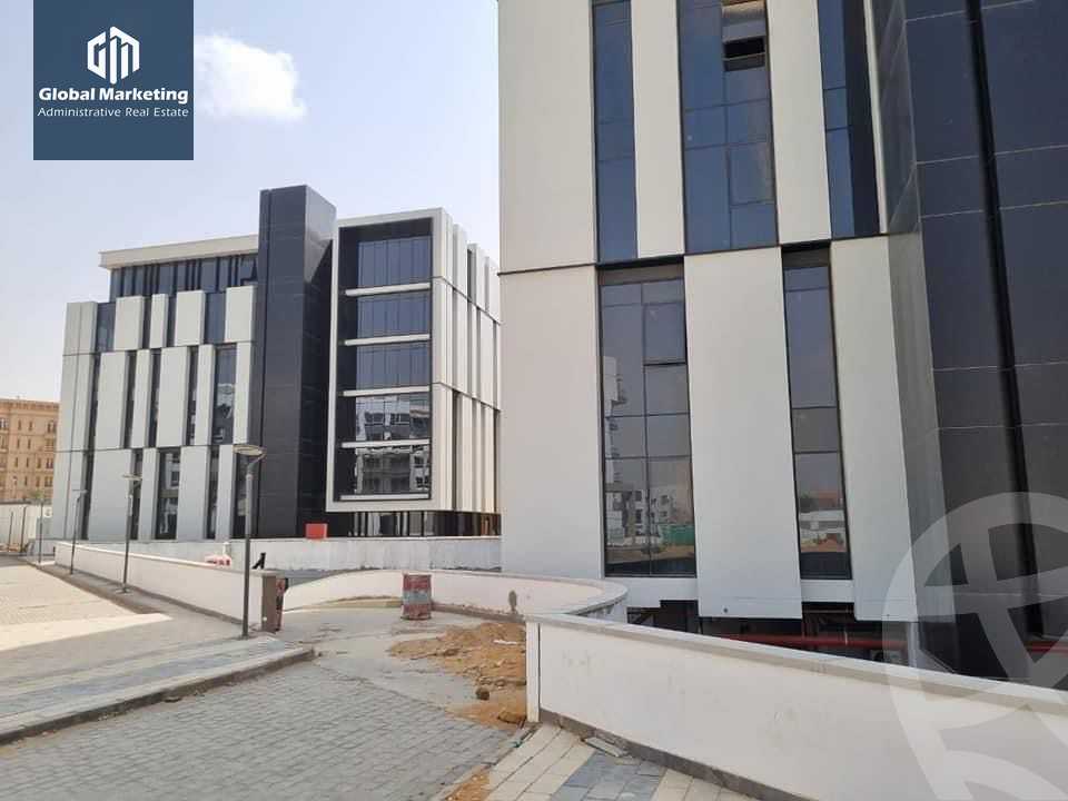 https://aqarmap.com.eg/en/listing/4075023-for-rent-cairo-new-cairo-compounds-hyde-park