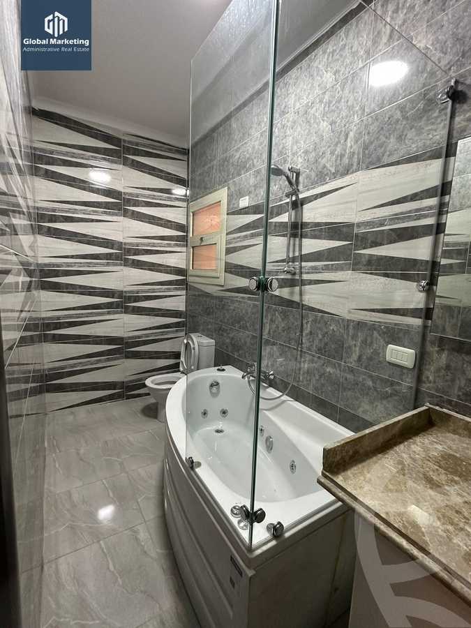 https://aqarmap.com.eg/en/listing/4102443-for-rent-cairo-new-cairo-compounds-hayati-residence