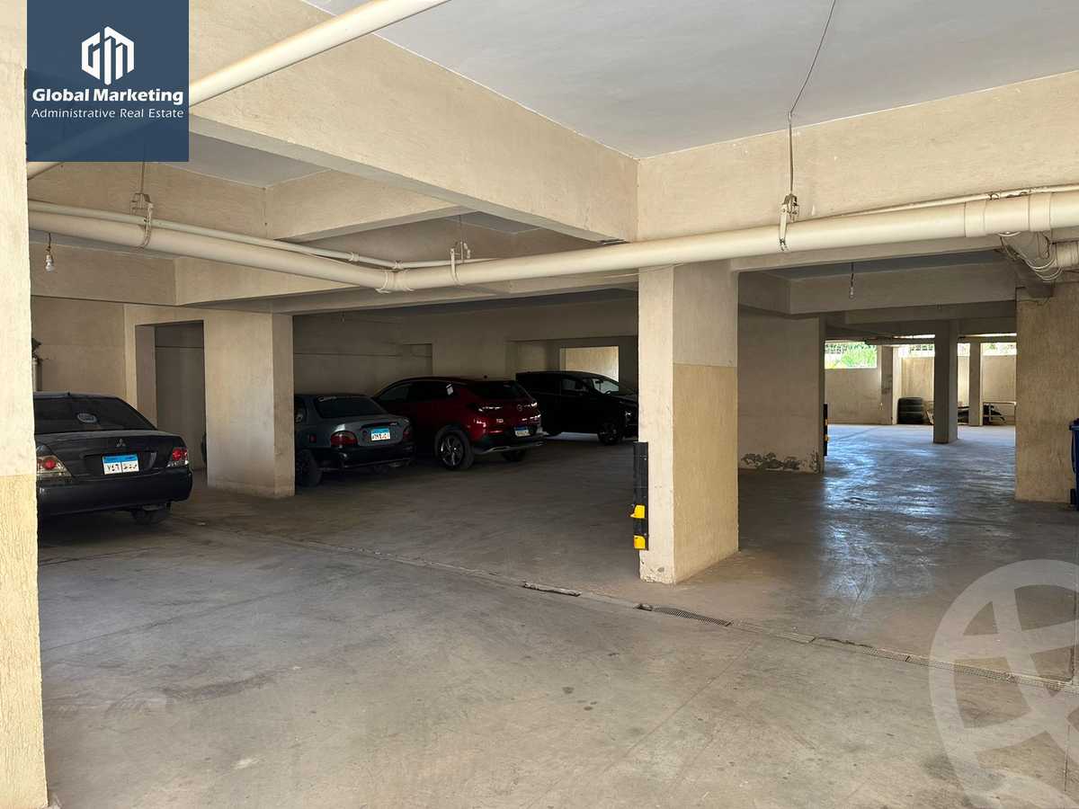 https://aqarmap.com.eg/en/listing/4102443-for-rent-cairo-new-cairo-compounds-hayati-residence