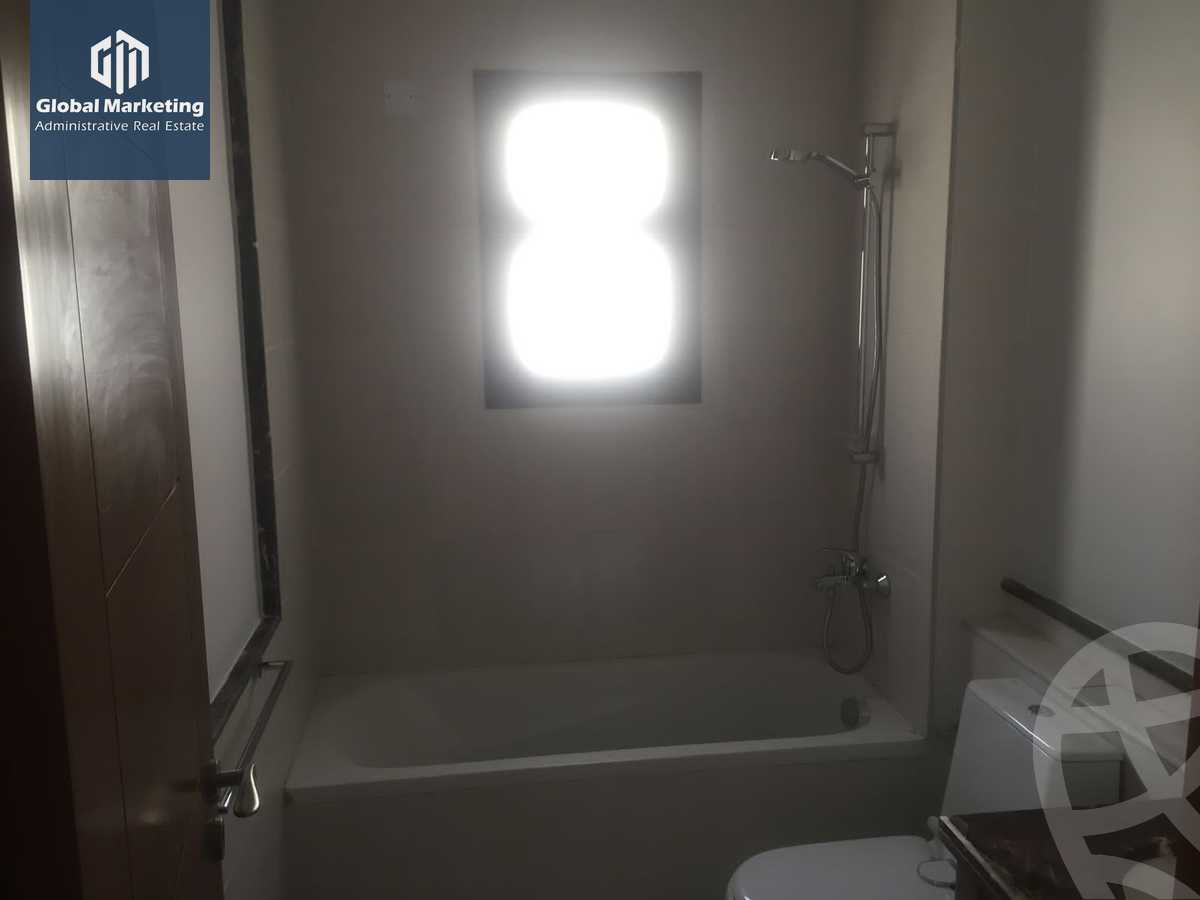 https://aqarmap.com.eg/ar/listing/4134742-for-rent-mivida-parcel-2