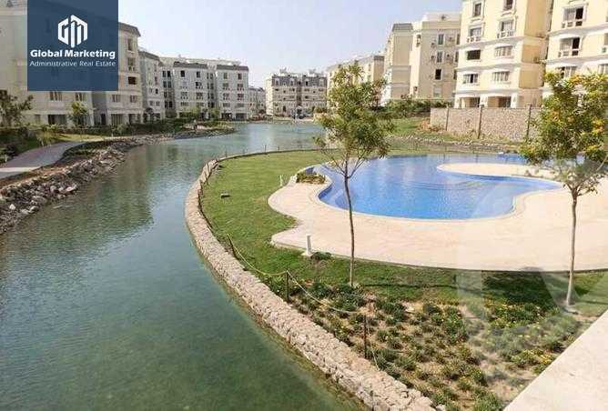 https://aqarmap.com.eg/ar/listing/4136557-for-rent-cairo-new-cairo-compounds-mountain-view-hyde-park