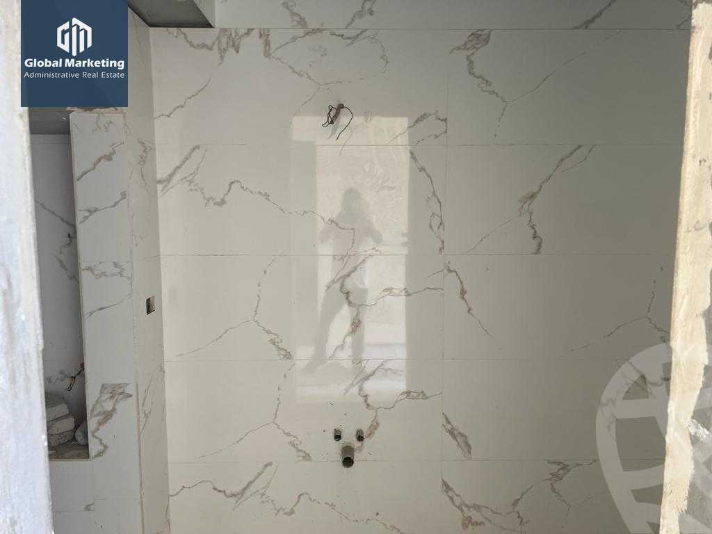 https://aqarmap.com.eg/ar/listing/4136701-for-rent-cairo-new-cairo-compounds-blm-hylz-qtmy-kstnshn