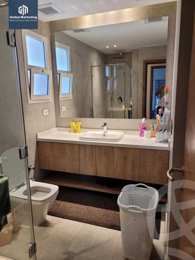 https://aqarmap.com.eg/ar/listing/4158037-for-rent-eastown-parks