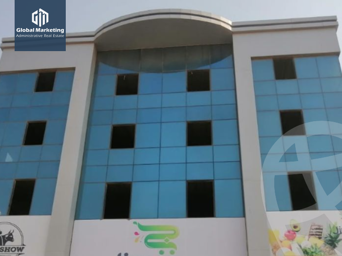 https://aqarmap.com.eg/en/listing/4152168-for-rent-cairo-new-cairo-ltjm-lkhms-90th-street-northern-90th-street