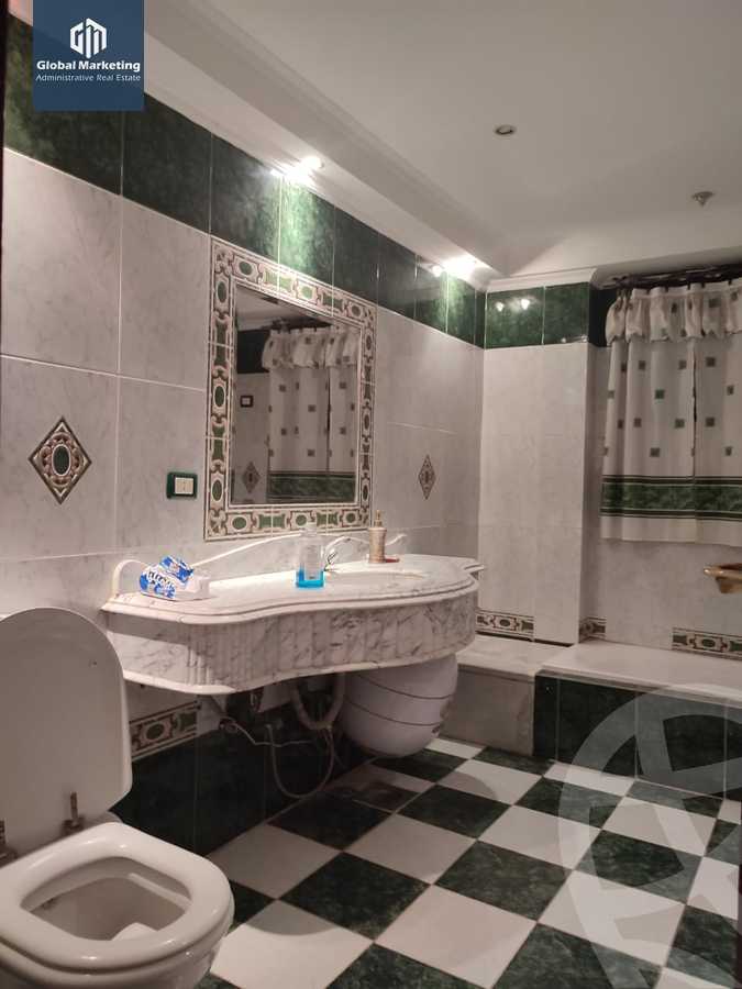 https://aqarmap.com.eg/en/listing/4219857-for-sale-cairo-new-cairo-gharb-el-golf-alaa-elsaadany-st