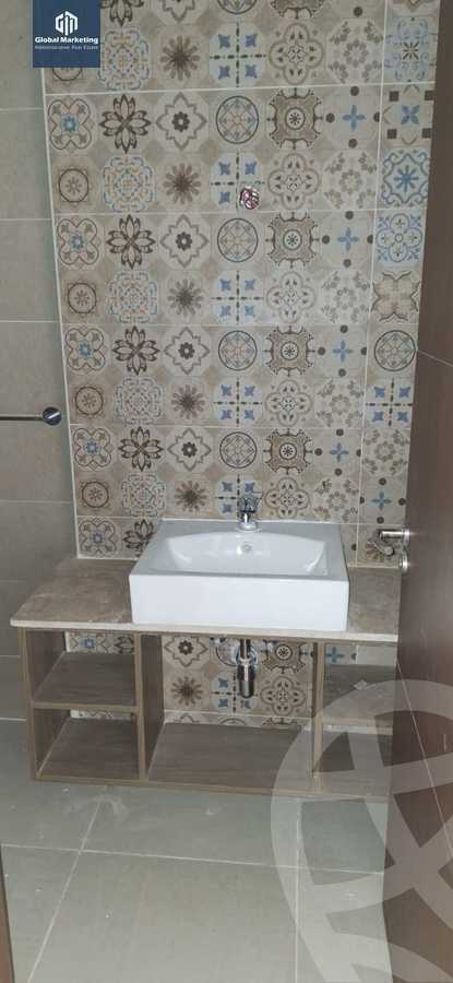 https://aqarmap.com.eg/ar/listing/4220366-for-rent-cairo-new-cairo-compounds-fyfth-skwyr-mwl-lmrsm-llttwyr
