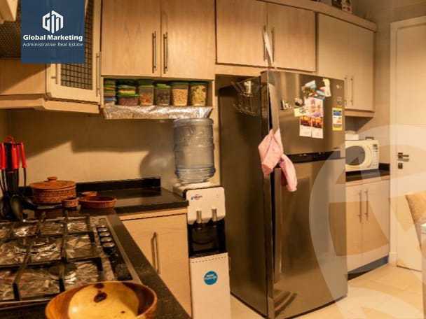 https://aqarmap.com.eg/en/listing/4252061-for-sale-village-gate-mall-palm-hills