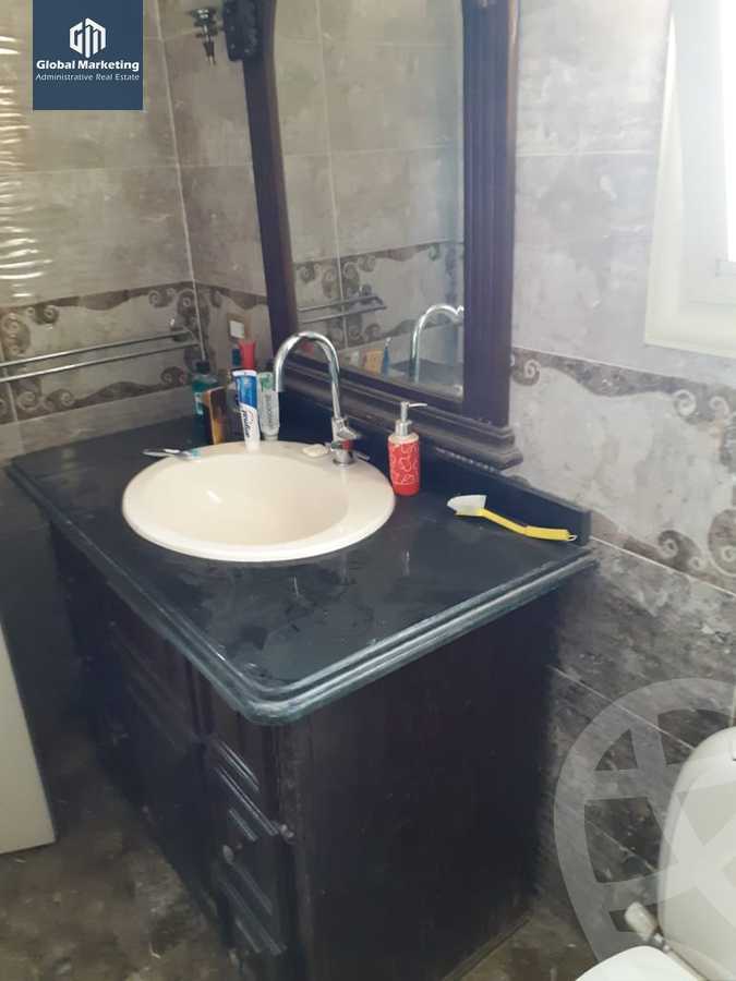 https://aqarmap.com.eg/en/listing/4259172-for-sale-cairo-new-cairo-compounds-moon-valley
