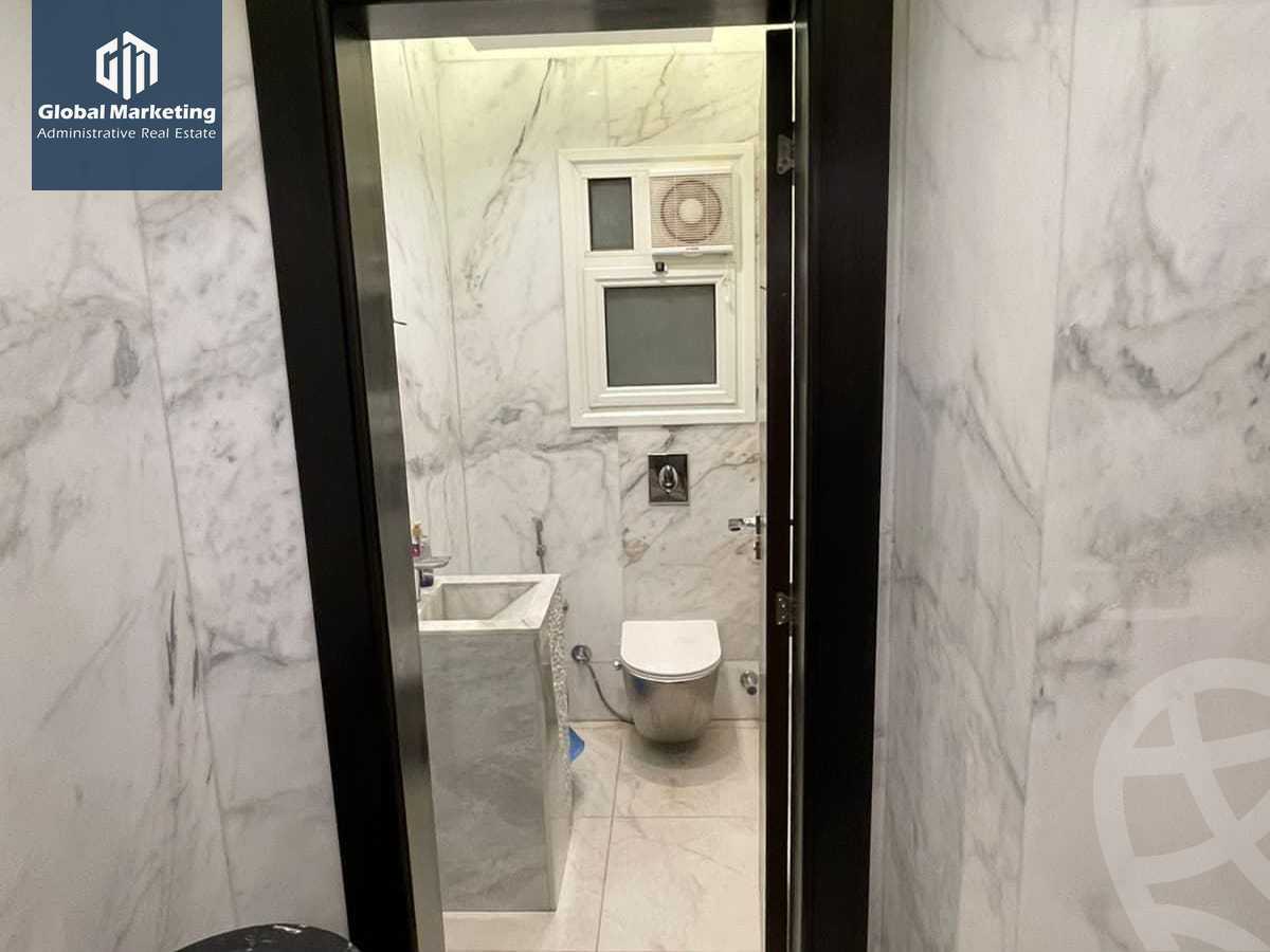 https://aqarmap.com.eg/en/listing/4261947-for-rent-cairo-new-cairo-compounds-mountain-view-hyde-park