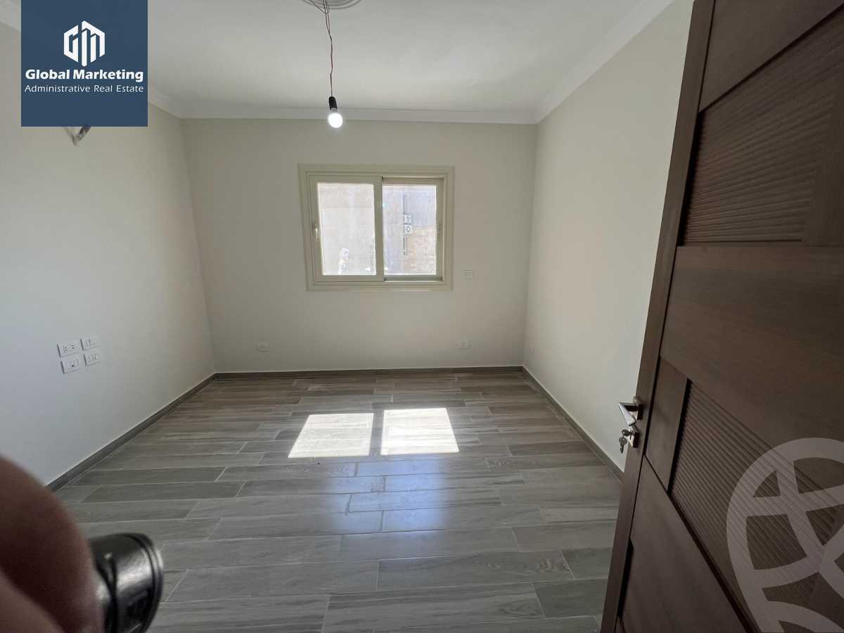 https://aqarmap.com.eg/ar/listing/4314603-for-rent-cairo-new-cairo-compounds-rock-vera