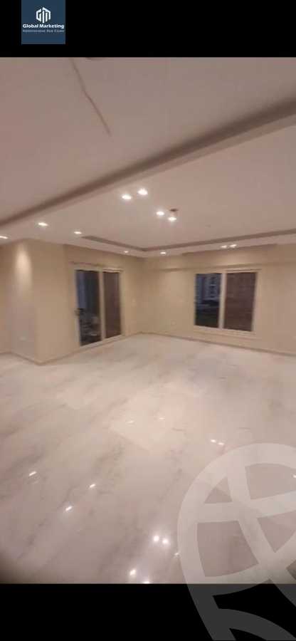 https://aqarmap.com.eg/ar/listing/4340725-for-sale-cairo-new-cairo-compounds-stwn-ryzydns-by-ar-y-llttwyr