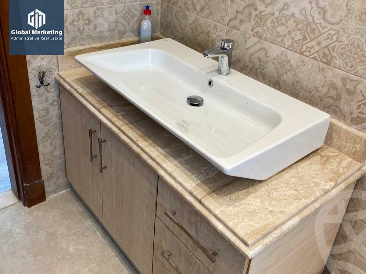 https://aqarmap.com.eg/ar/listing/4469929-for-rent-cairo-new-cairo-compounds-lakeview-residence