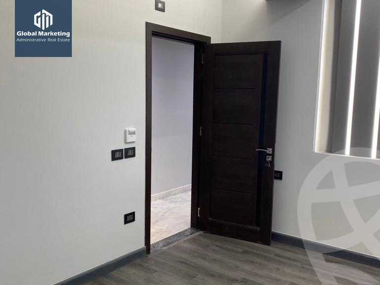 https://aqarmap.com.eg/ar/listing/4555705-for-rent-cairo-new-cairo-compounds-lakeview-residence