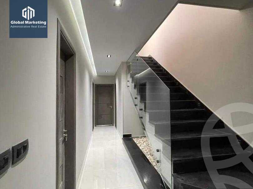 https://aqarmap.com.eg/ar/listing/4567033-for-rent-cairo-new-cairo-compounds-mountain-view-hyde-park