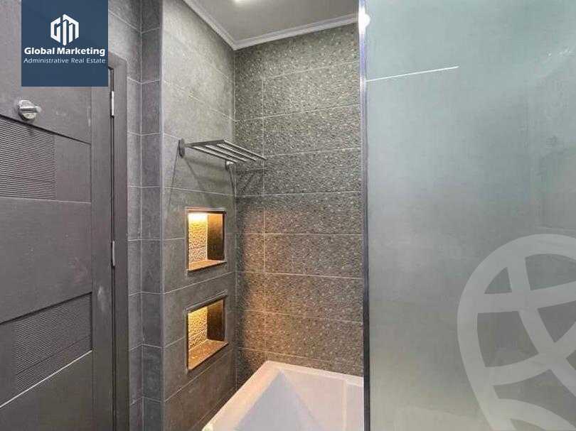 https://aqarmap.com.eg/ar/listing/4567033-for-rent-cairo-new-cairo-compounds-mountain-view-hyde-park