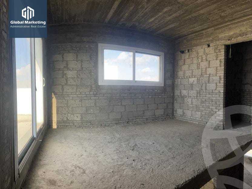 https://aqarmap.com.eg/ar/listing/4575886-for-sale-cairo-new-cairo-compounds-mountain-view-hyde-park
