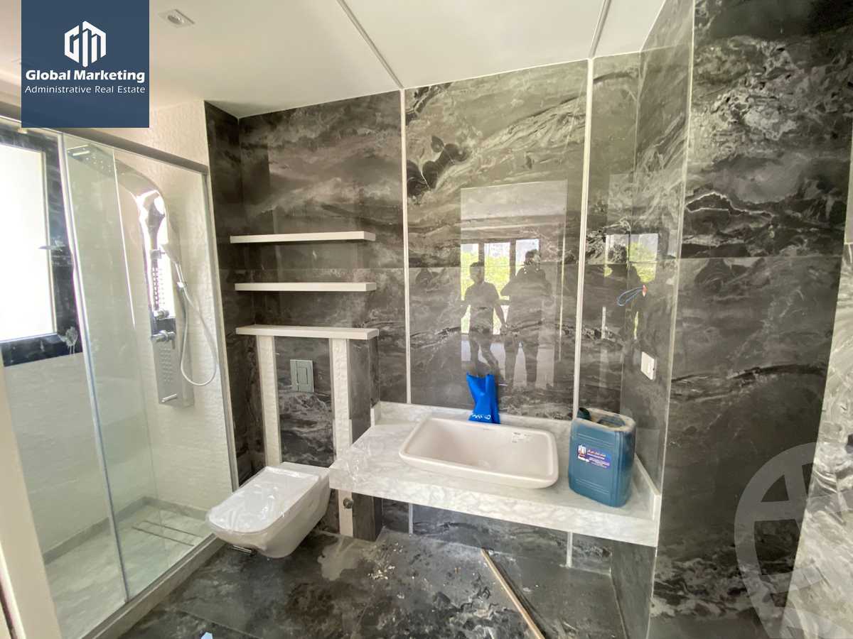 https://aqarmap.com.eg/en/listing/4919718-for-sale-cairo-new-cairo-compounds-villette-kmbwnd-sky-kwndwz-swdyk-villette