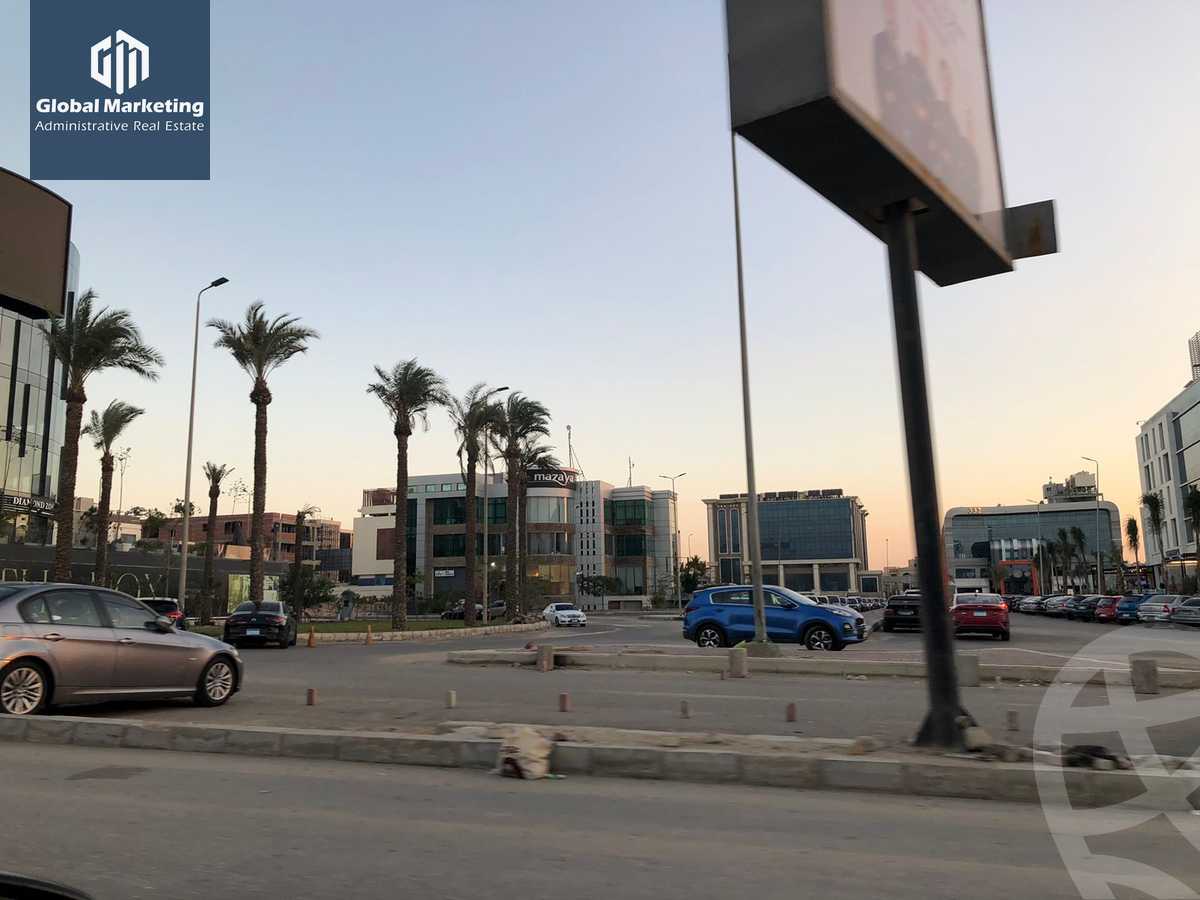 https://aqarmap.com.eg/ar/listing/5309634-for-rent-cairo-new-cairo-compounds-tryfywm-skwyr-mwl-nm-llttwyr