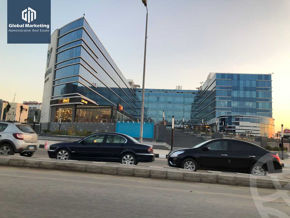 https://aqarmap.com.eg/ar/listing/5309634-for-rent-cairo-new-cairo-compounds-tryfywm-skwyr-mwl-nm-llttwyr