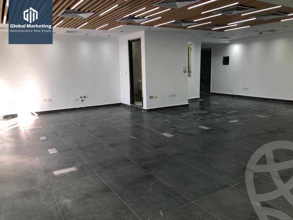 https://aqarmap.com.eg/ar/listing/5321269-for-rent-cairo-new-cairo-compounds-hyde-park-centre-ville-hyde-park