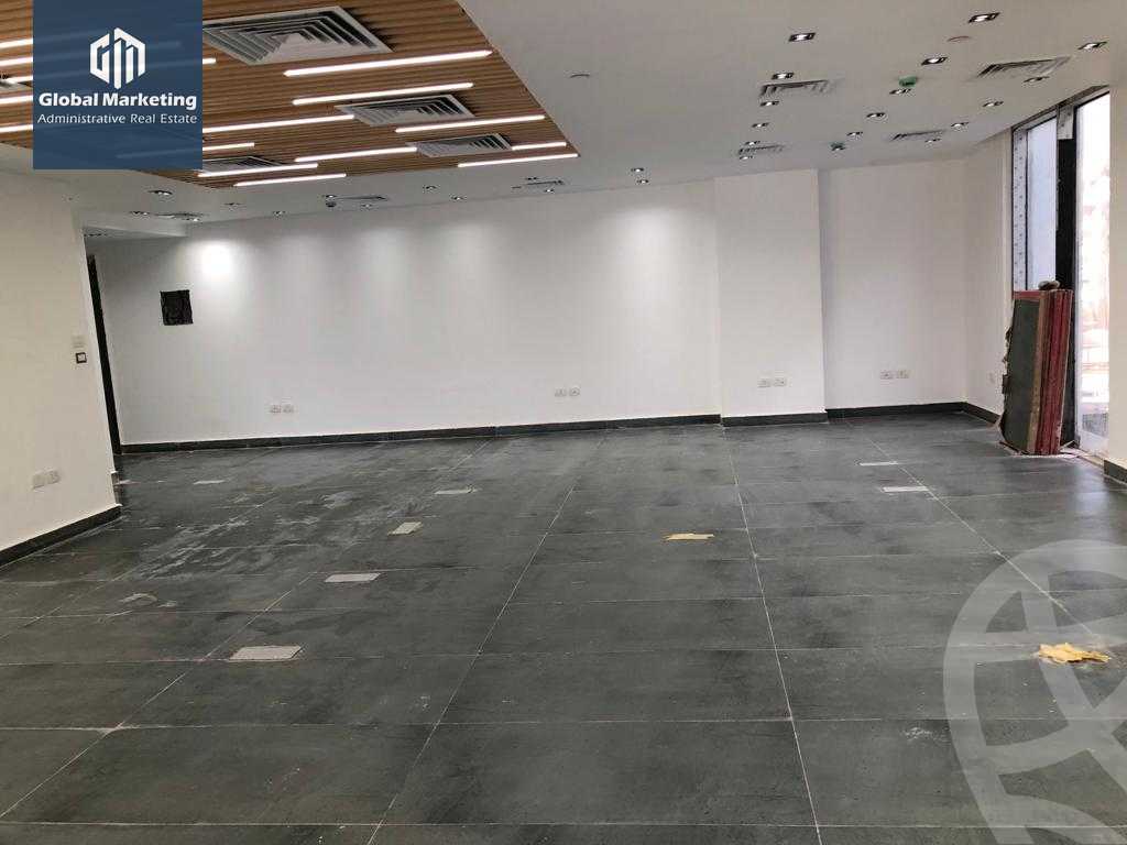 https://aqarmap.com.eg/ar/listing/5321269-for-rent-cairo-new-cairo-compounds-hyde-park-centre-ville-hyde-park