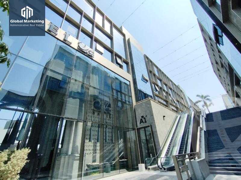 https://aqarmap.com.eg/en/listing/5323381-for-sale-cairo-new-cairo-compounds-the-water-way