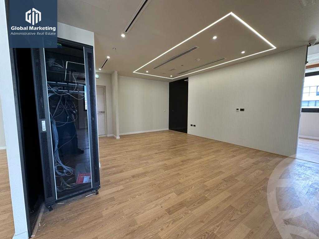 https://aqarmap.com.eg/en/listing/5327134-for-rent-cairo-new-cairo-compounds-mivida-mivida-business-park-emaar