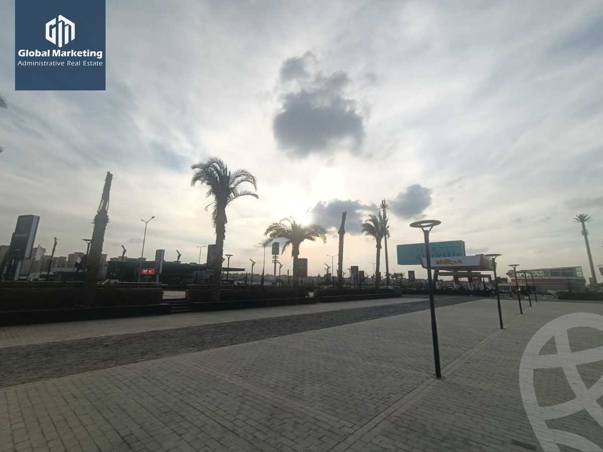 https://aqarmap.com.eg/en/listing/5386048-for-rent-cairo-new-cairo-lrhb-city-malls-and-markets