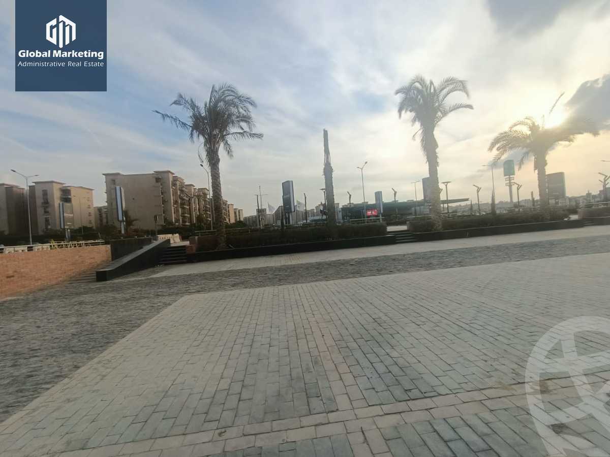 https://aqarmap.com.eg/en/listing/5386048-for-rent-cairo-new-cairo-lrhb-city-malls-and-markets