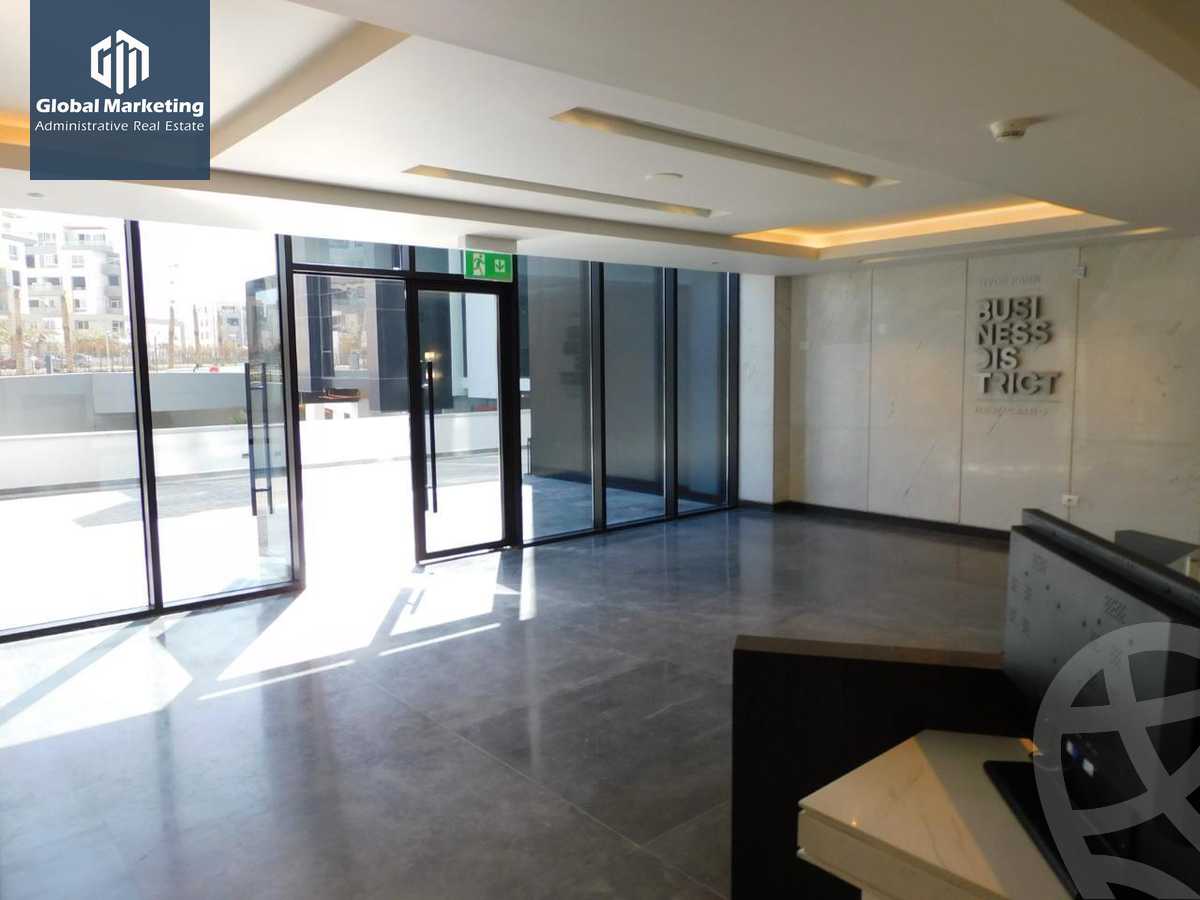 https://aqarmap.com.eg/en/listing/5393048-for-rent-cairo-new-cairo-compounds-hyde-park-centre-ville-hyde-park