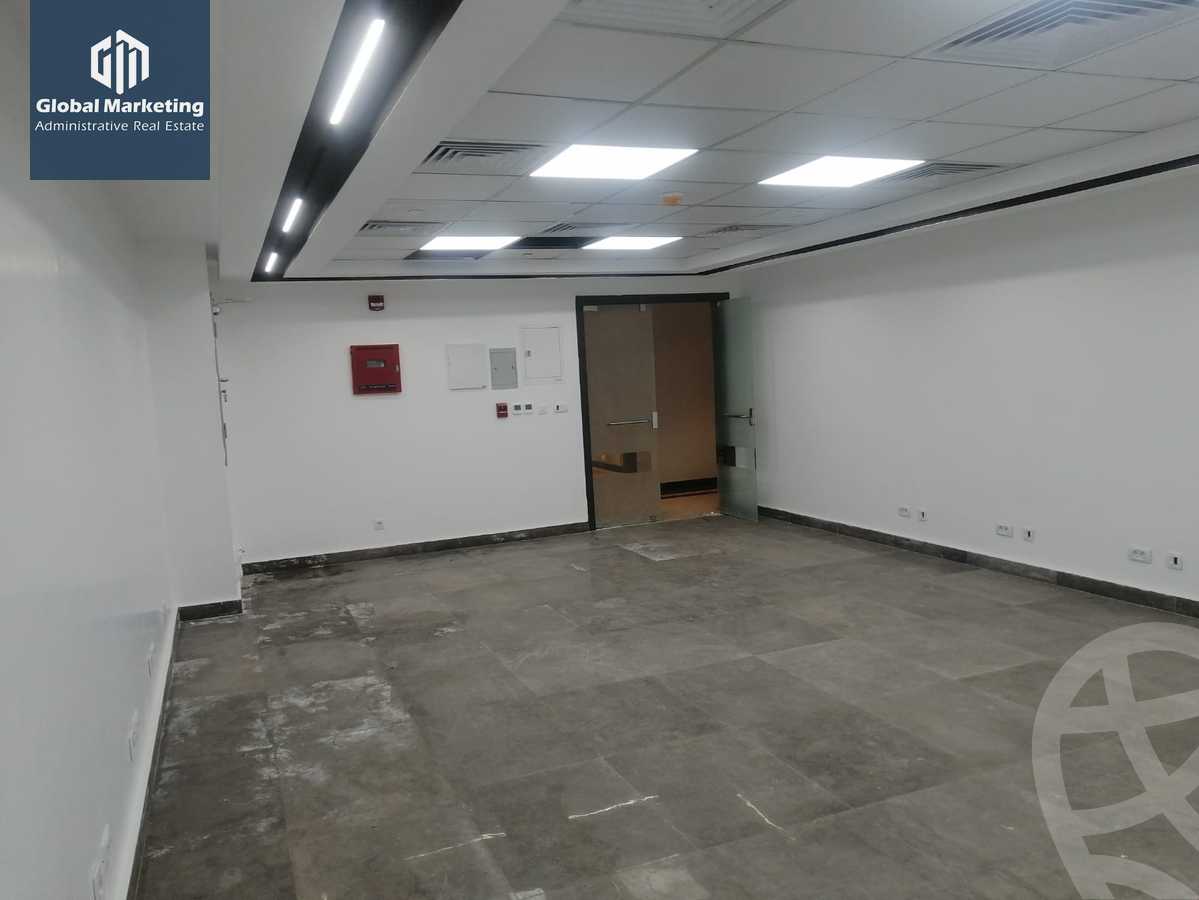 https://aqarmap.com.eg/en/listing/5465882-for-rent-cairo-new-cairo-compounds-hyde-park-cluster-3-hyde-park