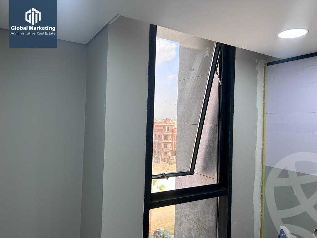 https://aqarmap.com.eg/en/listing/5482546-for-sale-cairo-new-cairo-compounds-cairo-business-park