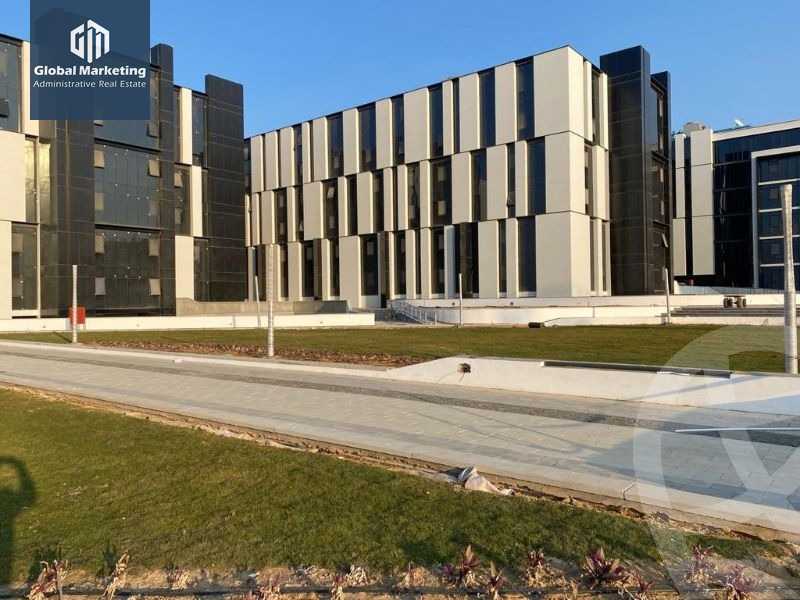 https://aqarmap.com.eg/en/listing/5495575-for-sale-cairo-new-cairo-compounds-hyde-park-centre-ville-hyde-park