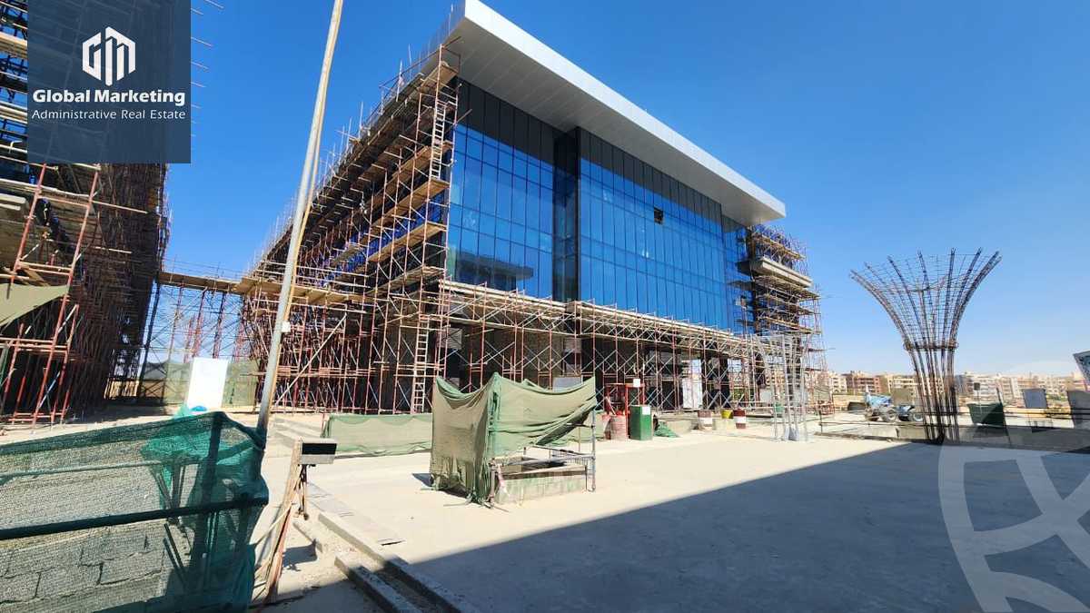 https://aqarmap.com.eg/en/listing/5501920-for-sale-cairo-new-cairo-compounds-golden-gate-redcon
