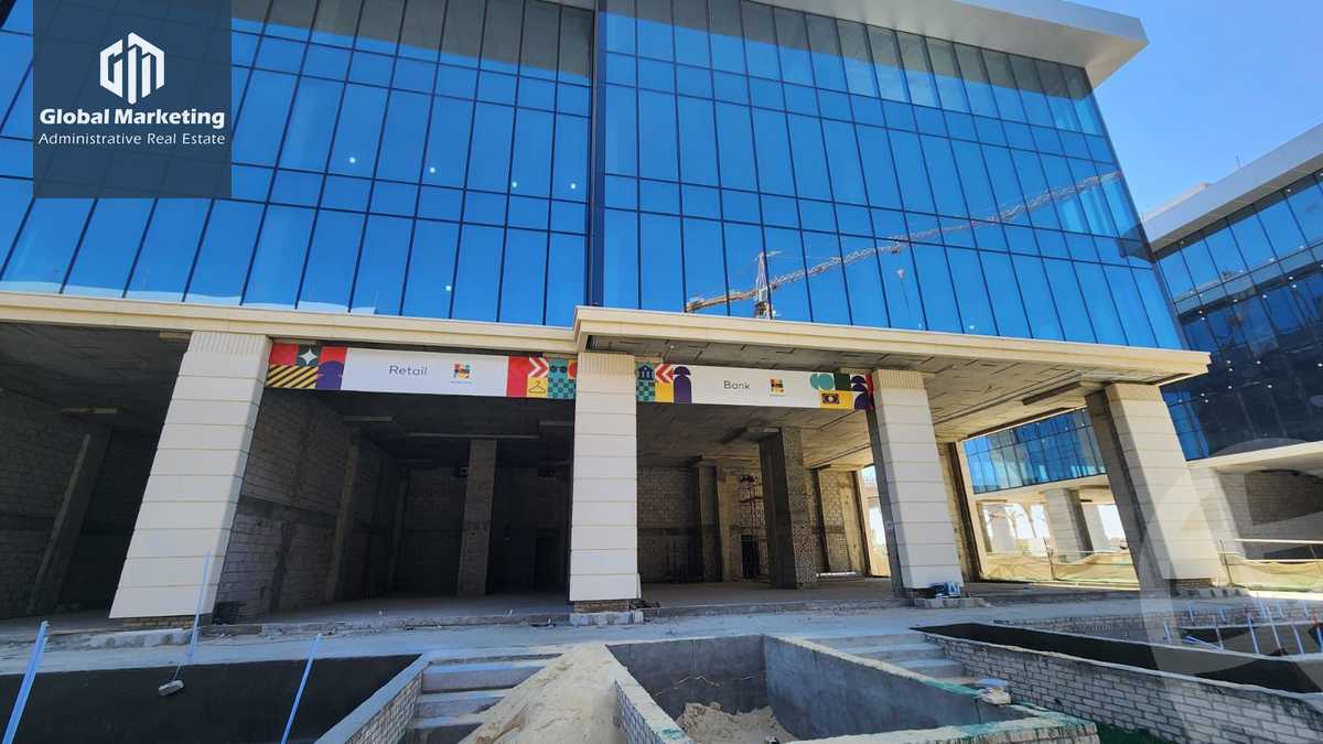 https://aqarmap.com.eg/en/listing/5501920-for-sale-cairo-new-cairo-compounds-golden-gate-redcon