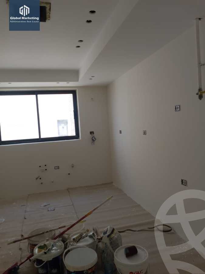 https://aqarmap.com.eg/en/listing/5539466-for-sale-cairo-new-cairo-compounds-lake-view