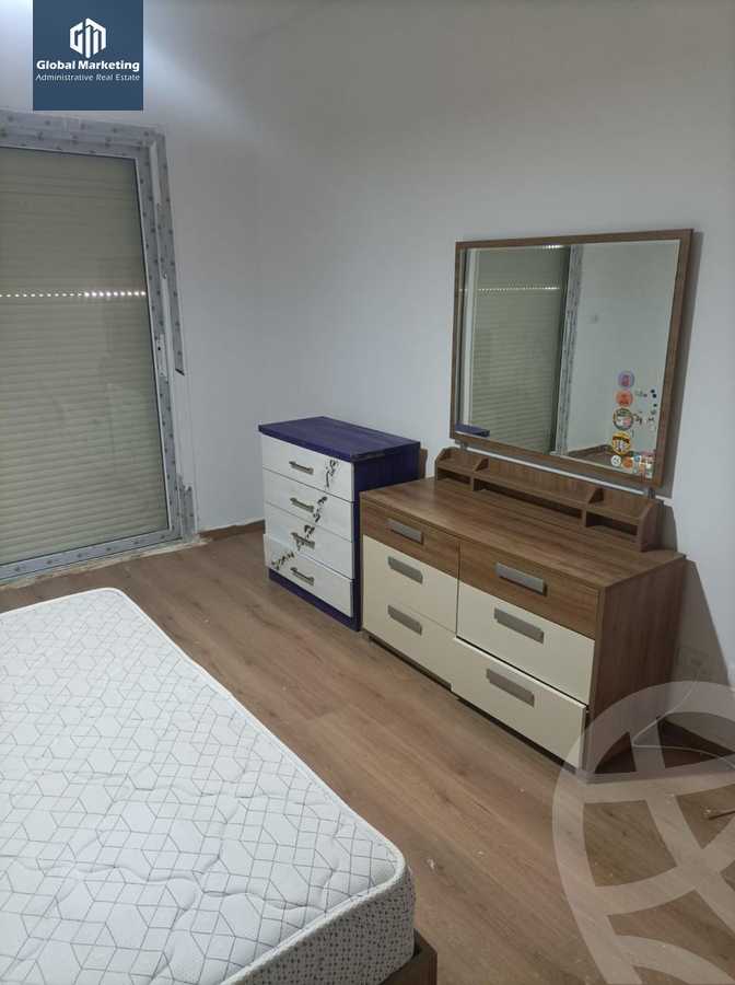 https://aqarmap.com.eg/ar/listing/5548468-for-rent-cairo-new-cairo-compounds-hyde-park-centre-ville-hyde-park