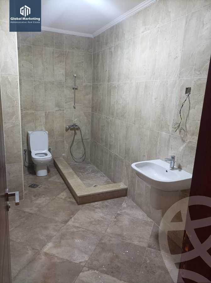 https://aqarmap.com.eg/ar/listing/5548468-for-rent-cairo-new-cairo-compounds-hyde-park-centre-ville-hyde-park