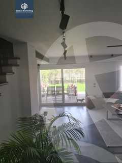 https://aqarmap.com.eg/en/listing/5548742-for-sale-cairo-new-cairo-compounds-mountain-view-hyde-park