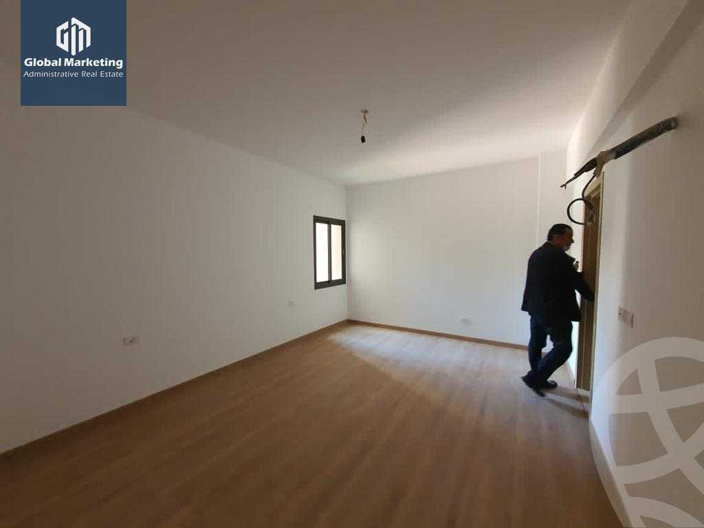 https://aqarmap.com.eg/ar/listing/5548975-for-rent-cairo-new-cairo-compounds-fifth-square