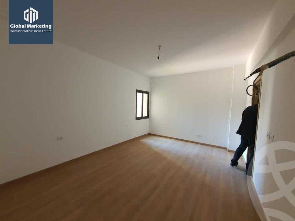 https://aqarmap.com.eg/ar/listing/5548975-for-rent-cairo-new-cairo-compounds-fifth-square