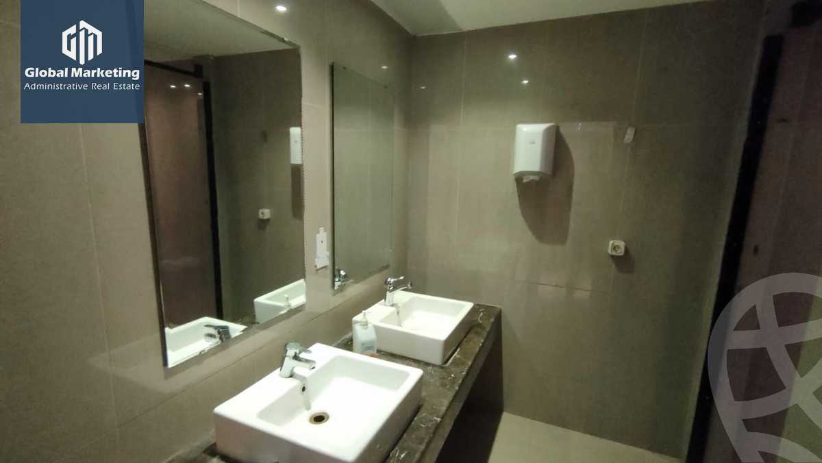 https://aqarmap.com.eg/en/listing/5551133-for-rent-cairo-new-cairo-90th-street-90th-between-cairo-festival-city-and-mountain-view-roundabout