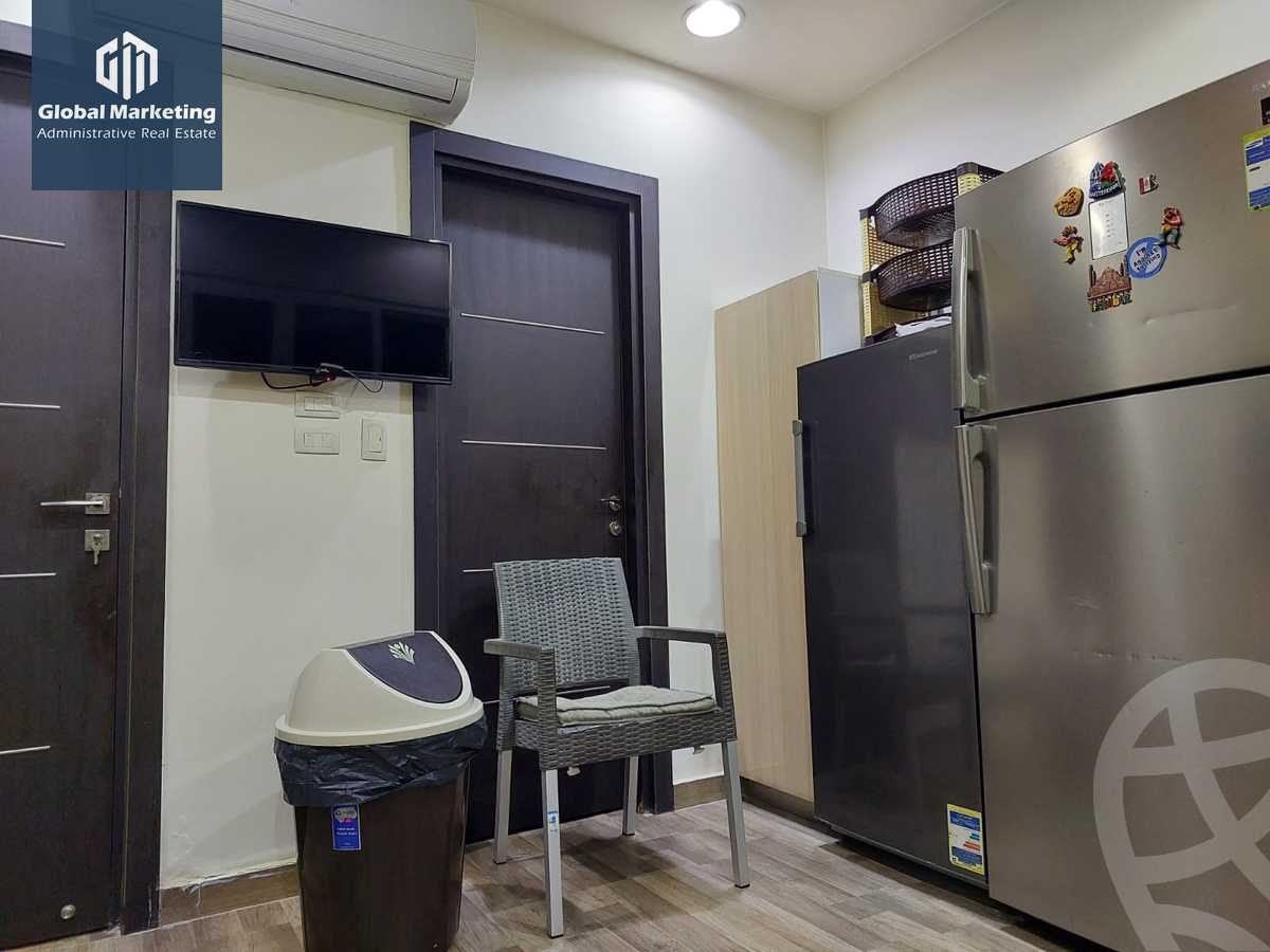 https://aqarmap.com.eg/ar/listing/5557370-for-rent-cairo-new-cairo-compounds-mountain-view-hyde-park