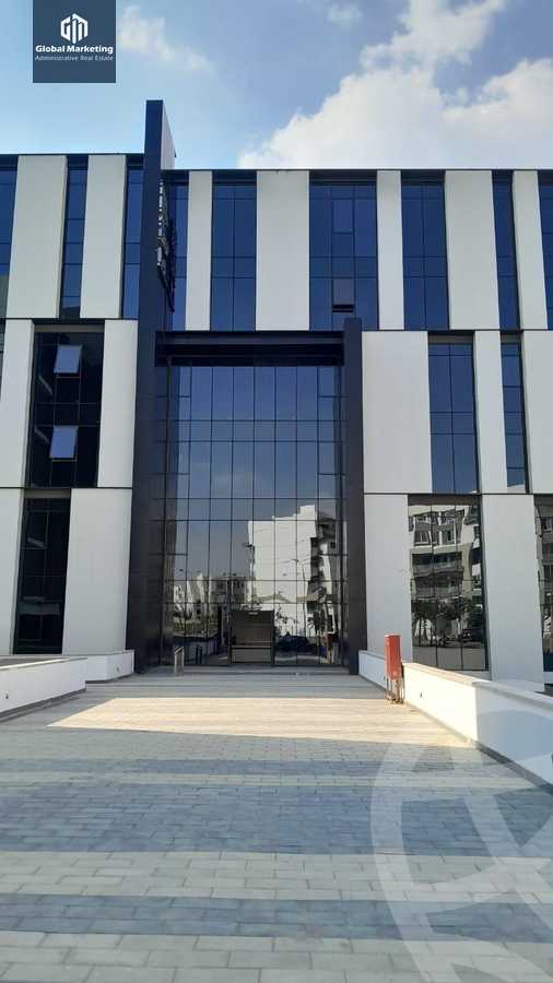 https://aqarmap.com.eg/ar/listing/5557568-for-rent-cairo-new-cairo-compounds-hyde-park-centre-ville-hyde-park