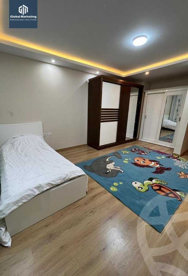 https://aqarmap.com.eg/ar/listing/5562905-for-rent-cairo-new-cairo-compounds-hyde-park-centre-ville-hyde-park