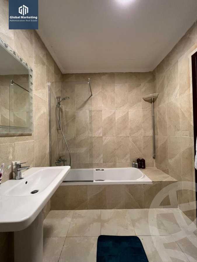 https://aqarmap.com.eg/ar/listing/5562905-for-rent-cairo-new-cairo-compounds-hyde-park-centre-ville-hyde-park