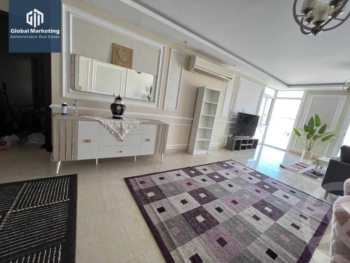 https://aqarmap.com.eg/ar/listing/5562905-for-rent-cairo-new-cairo-compounds-hyde-park-centre-ville-hyde-park