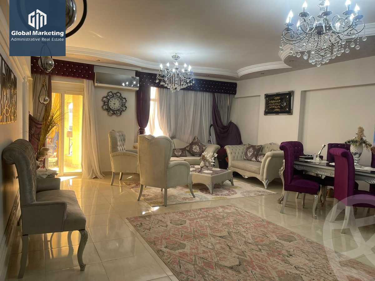 https://aqarmap.com.eg/en/listing/5593302-for-sale-cairo-new-cairo-compounds-hayati-residence