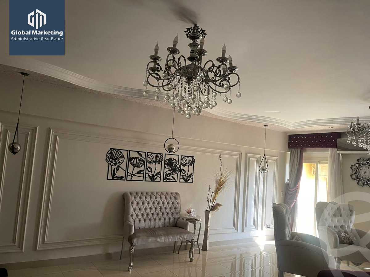 https://aqarmap.com.eg/en/listing/5593302-for-sale-cairo-new-cairo-compounds-hayati-residence